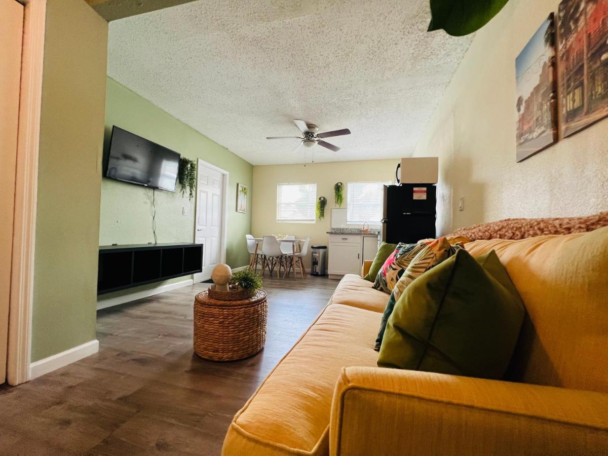 Near Tpa Airport Apartment Tampa