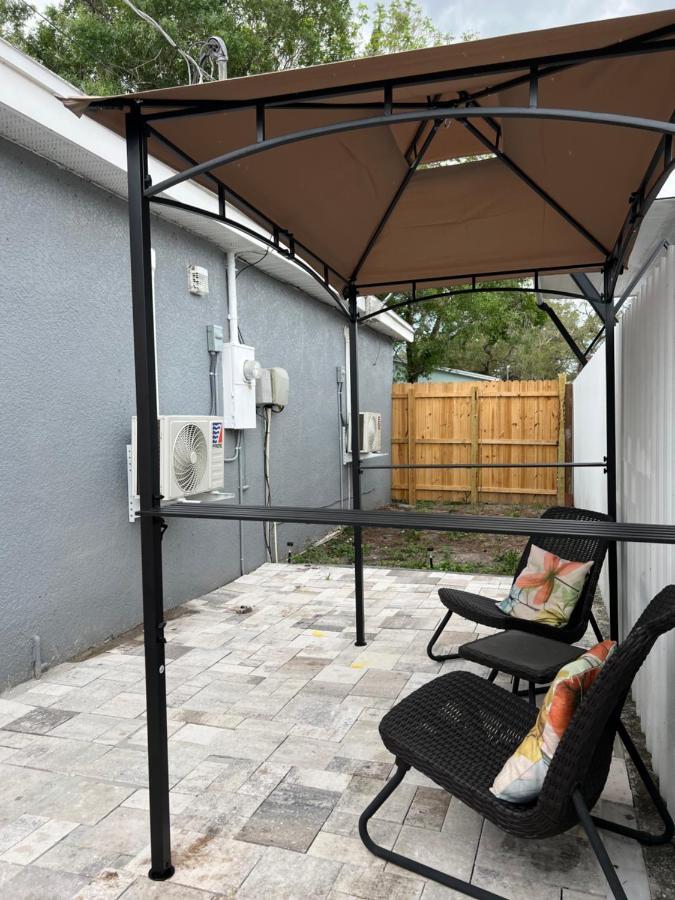 Near Tpa Airport Apartment *